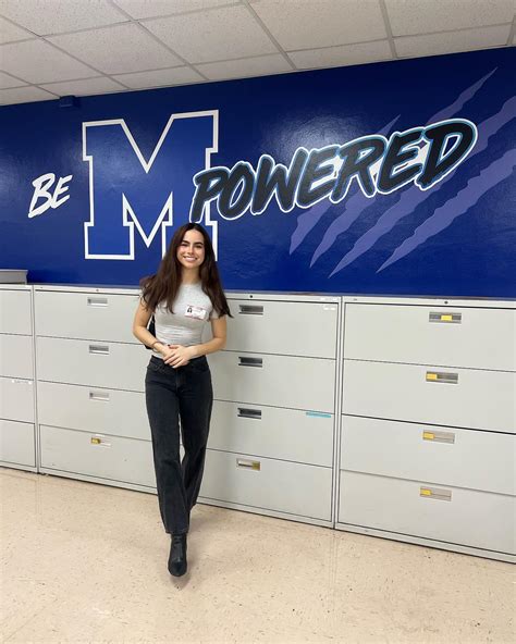 Sofia Elizabeth | pulled up to my middle school to see my FAVORITE middleschool teacher ! ( my ...