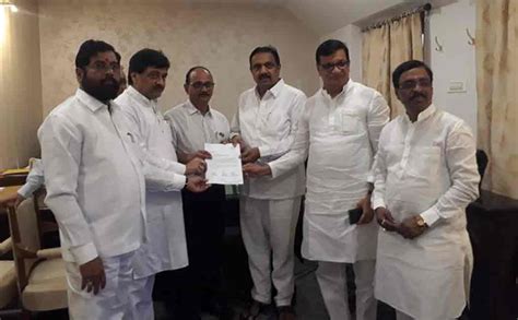 ஆளுநரை சந்தித்து கடிதம் கொடுத்த மூன்று கட்சி தலைவர்கள்... | nakkheeran