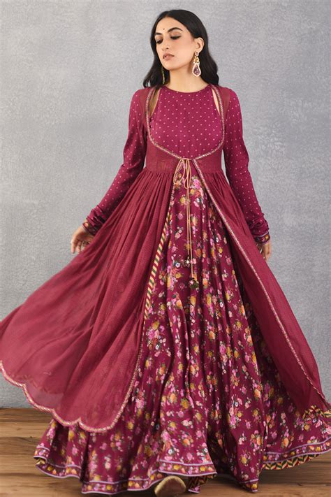 Luxury Fashion Designer | Designer Bridal Clothing | Torani India