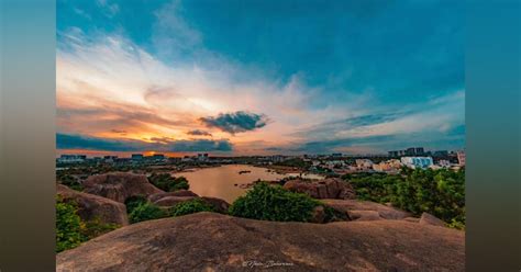 Trekking At Khajaguda Hills | LBB