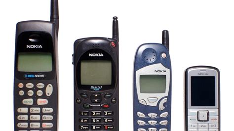 First Generation Cell Phones 的图像结果