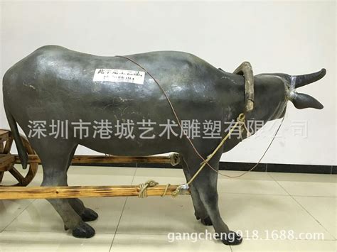 材质丰富、形态多样的牛雕塑|动物雕塑-南京皓锐雕塑艺术有限公司
