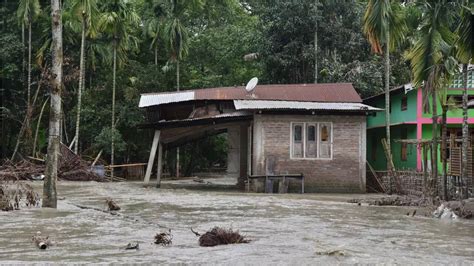 Assam: Floods situation remains grim; over 69,000 people affected, more ...