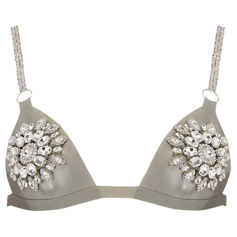 Triangle Bra 的图像结果