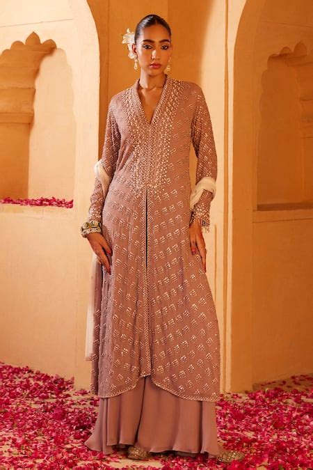 Amitabh Malhotra | Designer Gowns, Lehengas, Kurta Sets | Aza Fashions