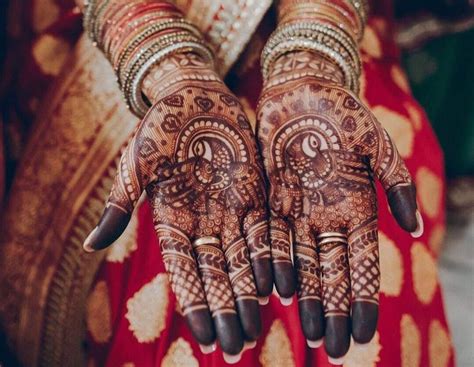 45+ Remarkable Peacock Mehndi Designs for the Brides of Today
