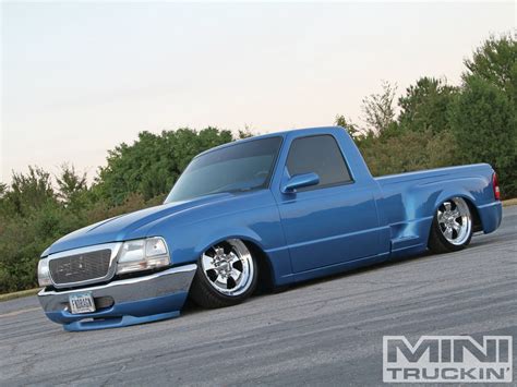 Slammed Ford Ranger