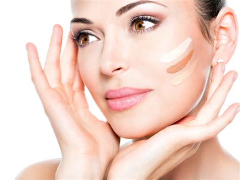 How to Use Makeup to Hide Fine Lines & Wrinkles – Revlon India