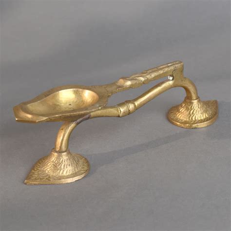 Buy Handmade Brass Aarti Oil Lamp online | IndianShelf