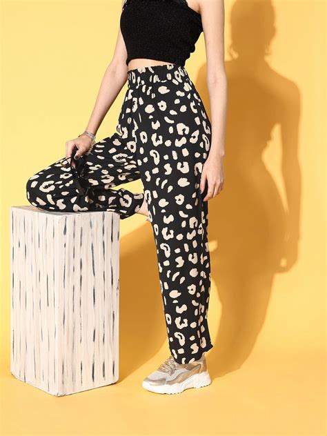 Berrylush Women Black & Beige Animal Printed High-Rise Elastic Waist R