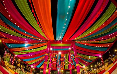 23 Eye-Catching Simple Indian Wedding Décor Ideas