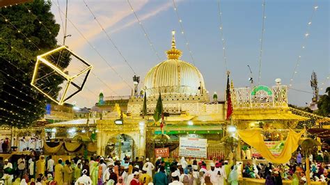 Ajmer Sharif Dargah: फारस से आए संत मोइनुद्दीन की अजमेर में कैसे बनी ...