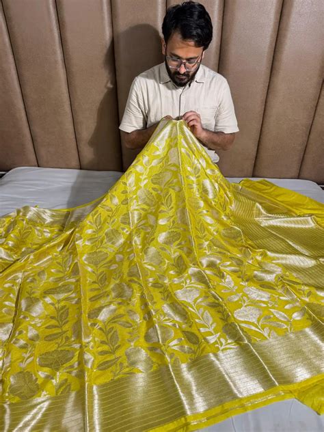 Yellow Katan Silk Floral Jaal Banarasi Saree – Unique Threads Sarees