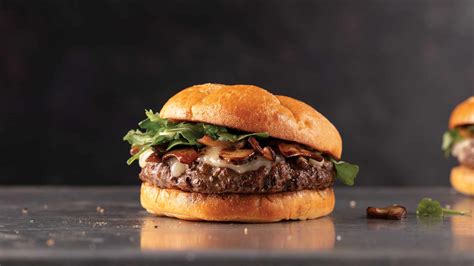 How to Pan-Fry Burgers