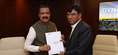 Dr. Azad Moopen meets India’s Hon. Minister of Health & Family Welfare ...