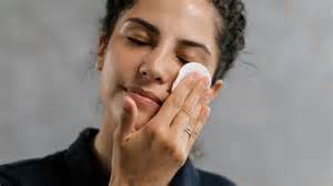 The 10 Most Underwhelming Toners On The Market & 10 That Work