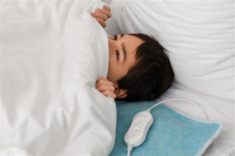 How to Clean a Heated Blanket | Sleeping Institute