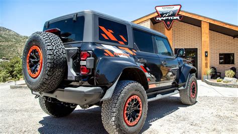 2024 Ford Bronco Raptor revealed with new design options