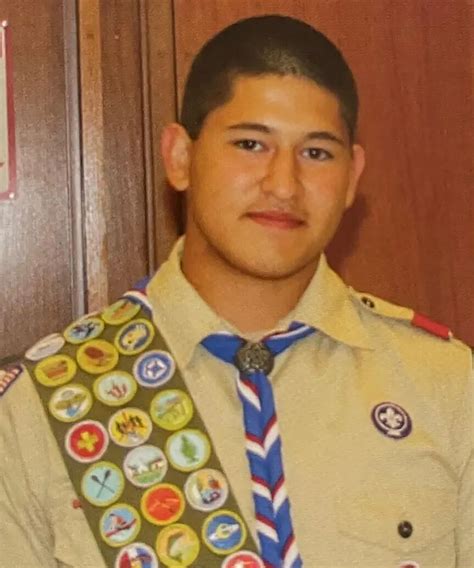 $2B Powerball winner served papers claiming ticket was stolen