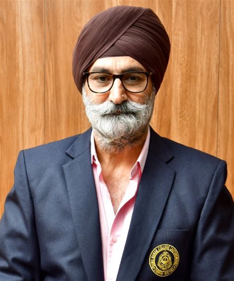 About Us | Guru Nanak College