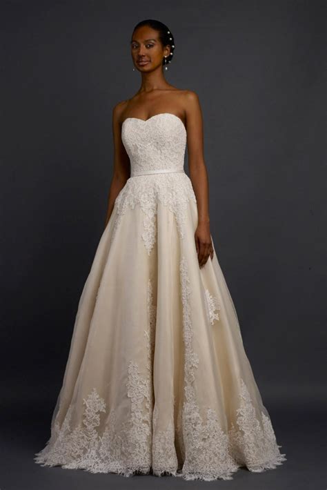 The 25 Most Popular Wedding Gowns of 2014 | BridalGuide