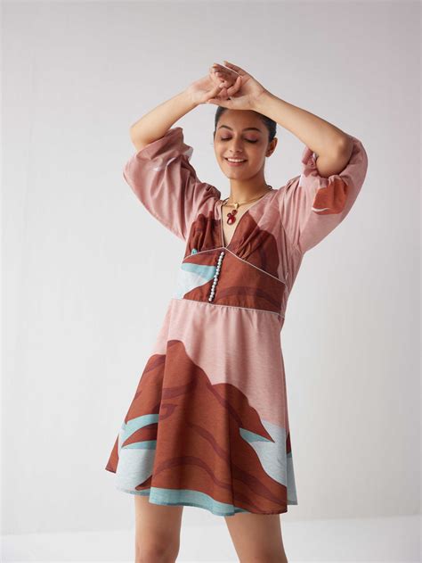 MOUNTAIN VALLEY JUNE DRESS – Label Kheerganga India