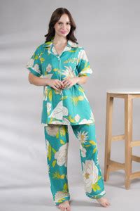 Womens Sleepwear - Buy Womens Sleepwear online at Best Prices in India ...