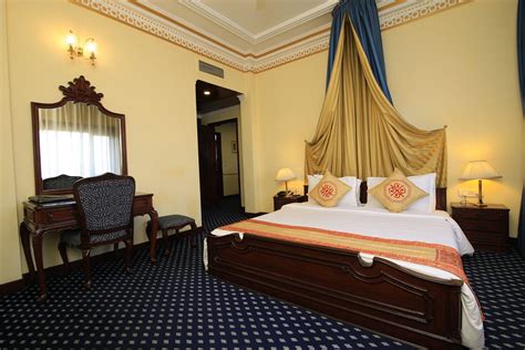 Dynasty Hotel Rooms: Pictures & Reviews - Tripadvisor