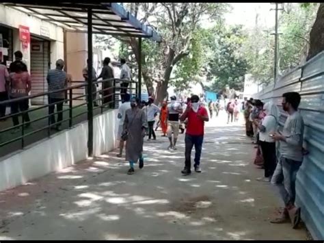 In Navsari Civil Hospital, the patient's family became furious after ...