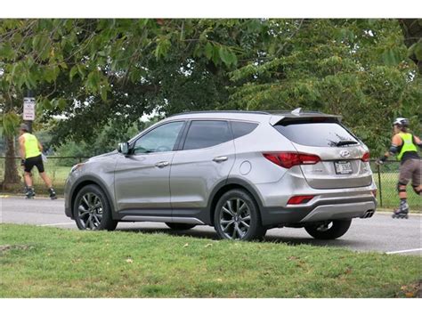 2017 Hyundai Santa Fe: 194 Exterior Photos | U.S. News