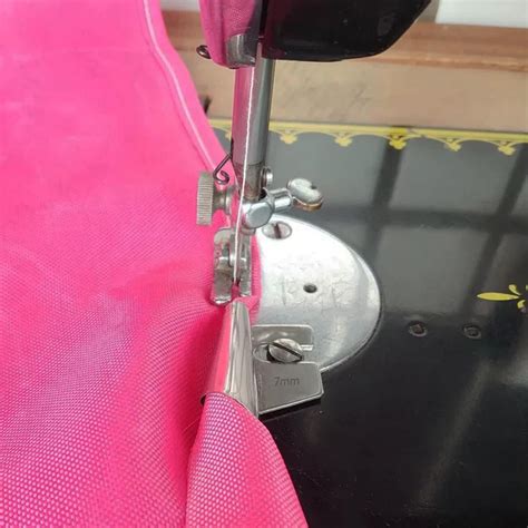 Amazon.com: 8PCS Sewing Rolled Hemmer Foot,Universal 3mm-10mm Rolled ...