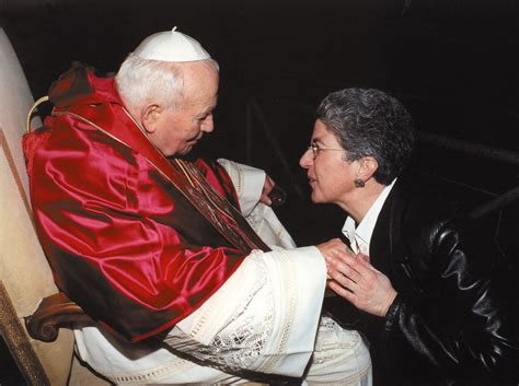 Vaticanista fala do segredo de santidade de João Paulo II