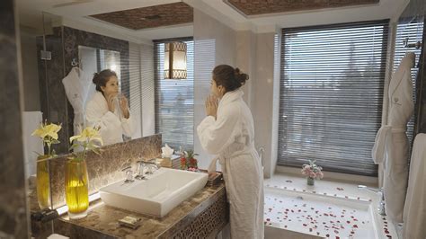 A luxury getaway: 3 Indian celebrities embark on resplendent retreats ...