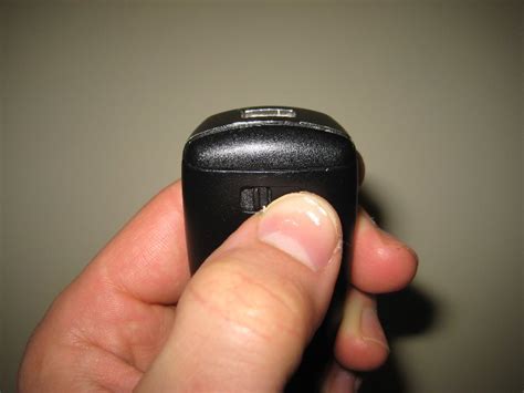 How to Program 2006 Ford Explorer Key FOB 的图像结果