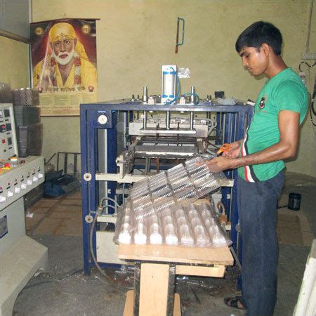 Cheap Vacuum Form Machine 的图像结果