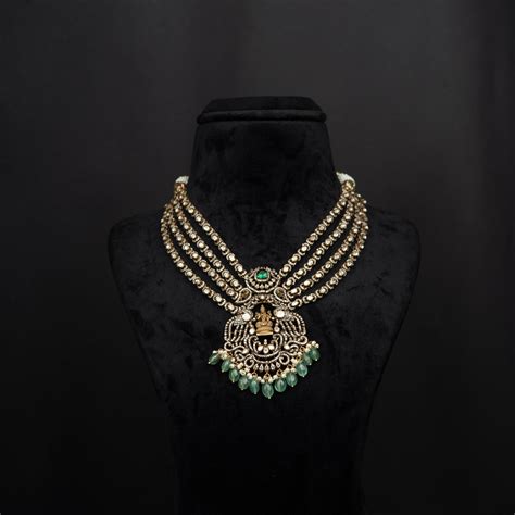Shop the gold-plated Nyra silver necklace at Amyra Silver