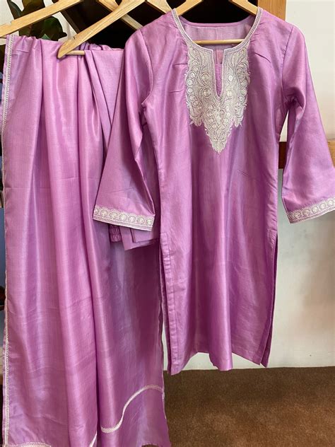 Pure silk hand tilla suit 3pc stitched – Pastau