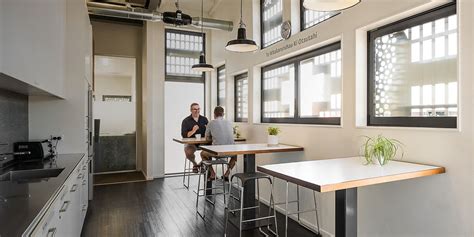 Small Interview Room 的图像结果