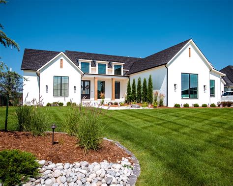 Hire One of the Top-Rated Landscaping Companies in Wichita, KS