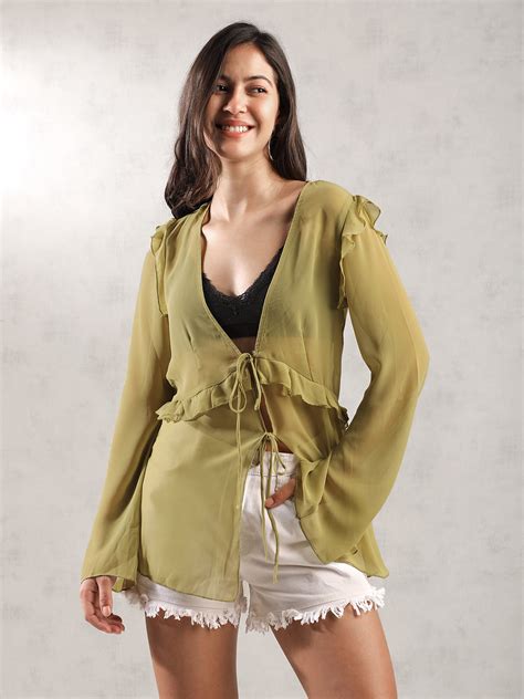 FYVA: Your Go-To Destination for Trendy Fashion Essentials!