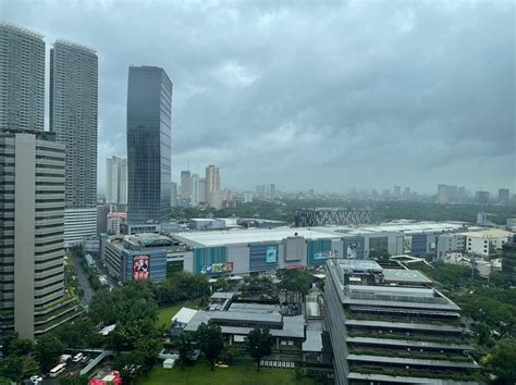 THE LINDEN SUITES (Pasig, Metro Manila) - Hotel Reviews, Photos, Rate ...