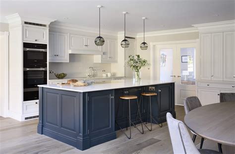 Kitchen Island Breakfast Bars - Simon Taylor Furniture