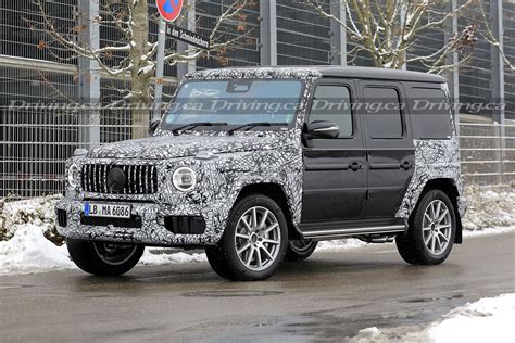 Snow Mercedes G Class
