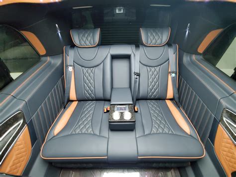 奔驰V260L最新款高顶商务车实拍 内饰全新升级