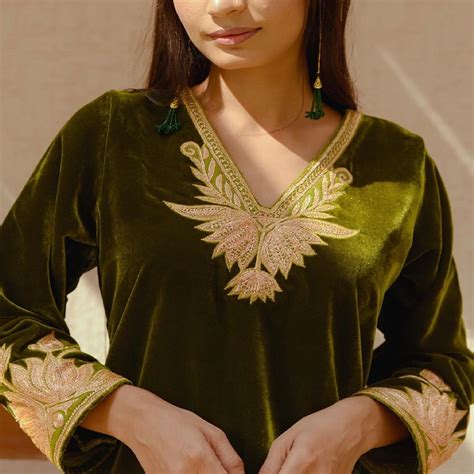 Short Kashmiri Hand Embroidered Kurta Sets | Treasures of Kashmir