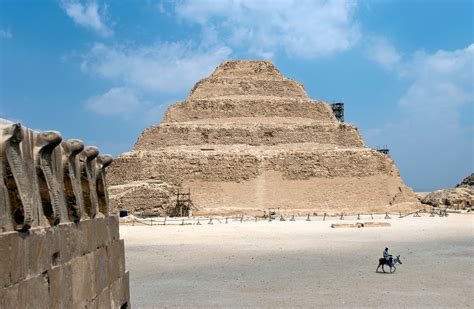 Biography of Imhotep, Ancient Egyptian Architect