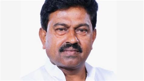 Delhi police arrested five people for blackmailing ajay kumar mishra in ...