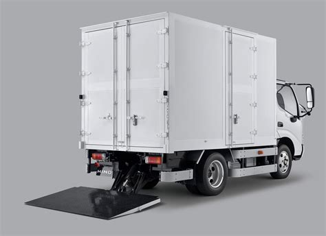 HINO 推出 300 系列 5 噸完成車 - 2GameSome - 有車賞