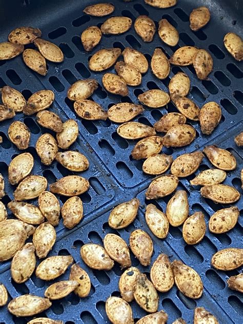 Air Fryer Spaghetti Squash Seeds - Kitchen Gadgets Club