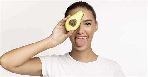 Here’s Why Avocado Oil can be Your Next Beauty Oil | Femina.in